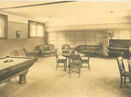 photo -- menlo old student union